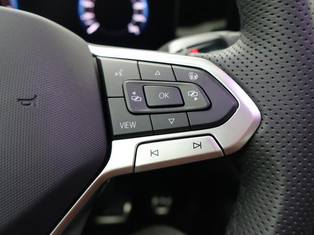 Volkswagen PASSAT Variant 1.5 eTSI R-Line Business | 150 PK | Automaat | Trekhaak | Navigatiesysteem |