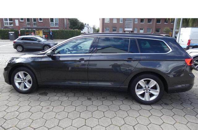 Volkswagen PASSAT Variant 2.0 TDI 200 PK DSG ACC TREKHAAK CAMERA LED