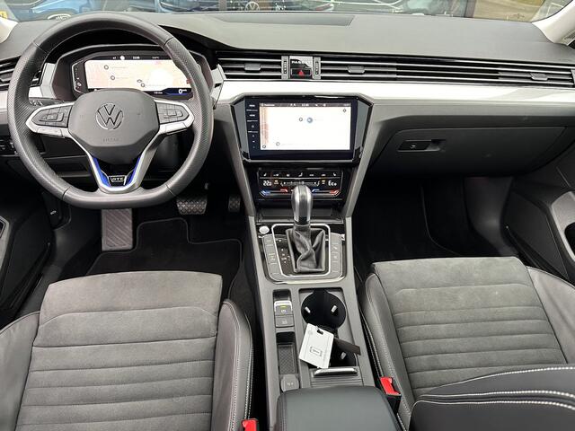 Volkswagen PASSAT Variant 1.4 TSI PHEV GTE | Panoramadak | Virtual Cockpit | 360 Camera | Rijklaar incl. garantie