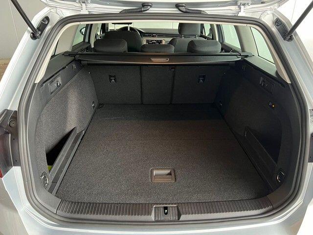 Volkswagen PASSAT Variant 2.0 TDI Business ACC LED DAB Navi Camera