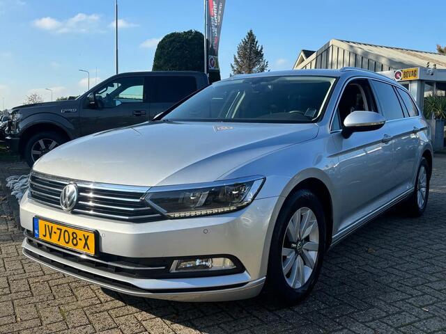 Volkswagen PASSAT Variant 1.6 TDI Automaat Xenon 2016 Trekhaak