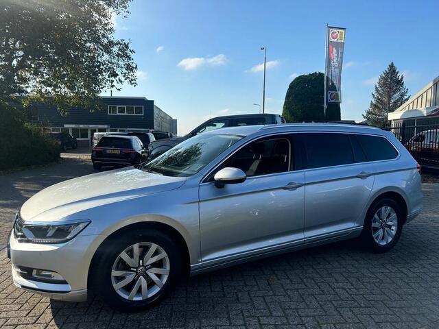 Volkswagen PASSAT Variant 1.6 TDI Automaat Xenon 2016 Trekhaak