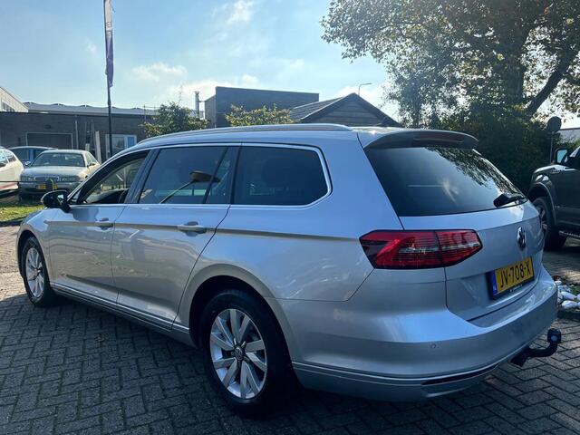 Volkswagen PASSAT Variant 1.6 TDI Automaat Xenon 2016 Trekhaak