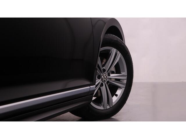 Volkswagen PASSAT Variant 1.5 TSI 150pk DSG R-Line Business + Panoramadak