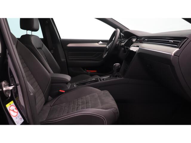 Volkswagen PASSAT Variant 1.5 TSI 150pk DSG R-Line Business + Panoramadak