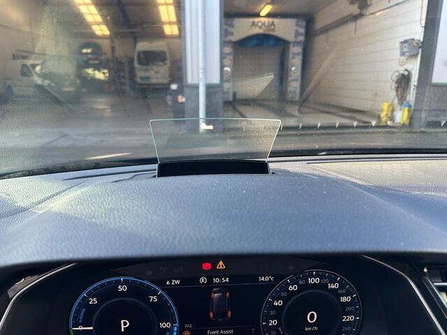 Volkswagen PASSAT GTE Virtual Trekhaak Panodak Camera Navigatie Head-Up 19"