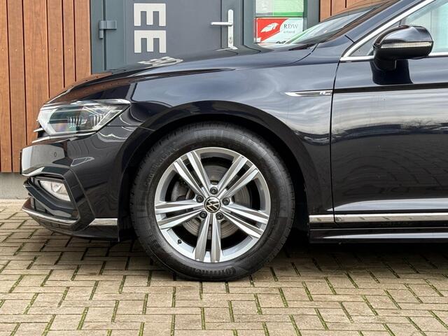 Volkswagen PASSAT 1.5 TSI R-LINE BNS+ pano virtual stoelverw. acc
