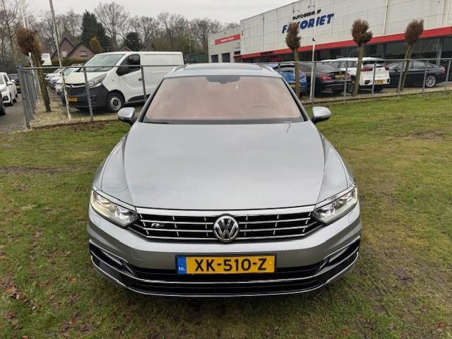 Volkswagen PASSAT VARIANT 1.5TSI 150PK HIGHLINE BUSINESS R-LINE/PANO/XENON/VIRTDASH/ACARPLAY