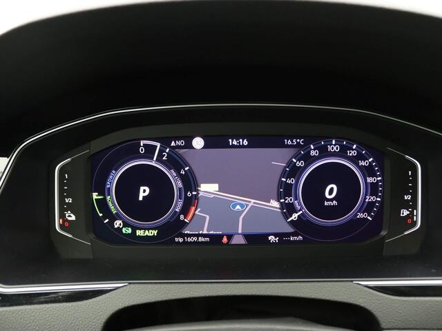 Volkswagen PASSAT Variant 1.4 TSI PHEV GTE Business 218PK DSG Matrix led, 360gr. camera, adaptive cruise, lederen bekleding, stuur-stoelverwarming, side assist, keyless, navigatie, 17" lichtmetaal