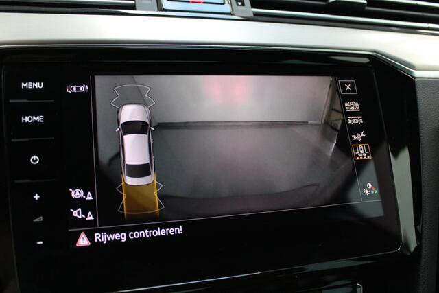 Volkswagen PASSAT 1.5 TSI Elegance Business R 150PK, PANORAMADAK | CAMERA | NAVI | RUIT/STOELVERWARMING | LEER/ALCANTARA