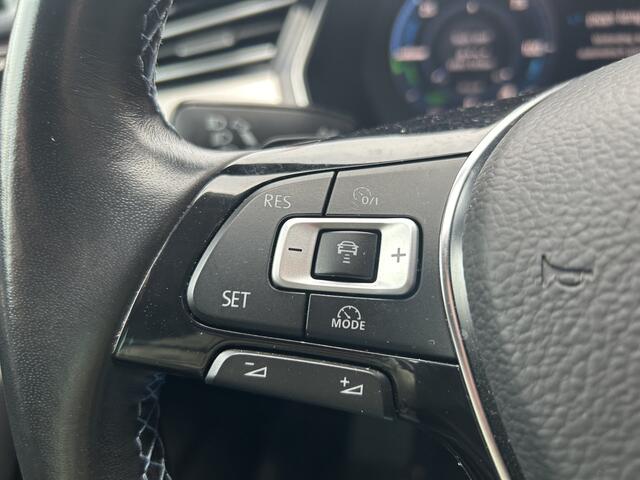 Volkswagen PASSAT Variant 1.4 TSI GTE Highline // FULL LED // NAVI // CAMERA // PDC // DIGITAL COCKPIT // STOELVERWARMING / MASSAGE