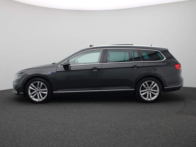 Volkswagen PASSAT Variant 1.4 TSI PHEV GTE Business 218PK DSG Adaptieve Cruise Controle, Pano-Schuifdak, Achteruitrijcamera, Travel Assist, Elektr. Achterklep, Stoel- en Achterbankverwarming, Trekhaak, 18" LM Velgen