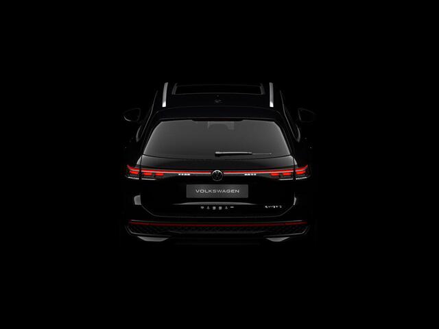 Volkswagen PASSAT Variant R-Line-Edition 1.5 eHybrid 200 kW / 272 pk Variant