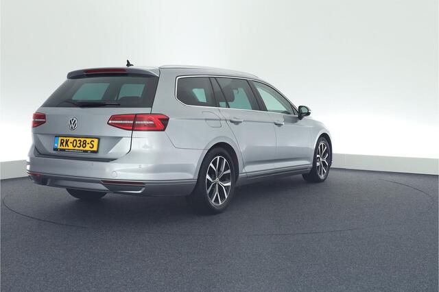 Volkswagen PASSAT Variant 1.6 TDI 120pk DSG Comfortline Business Camera Led Navigatie