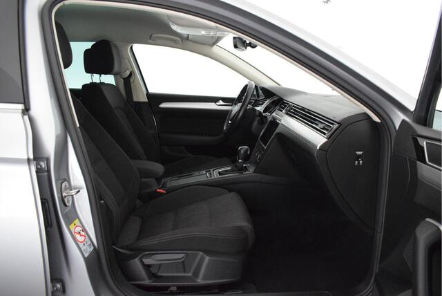 Volkswagen PASSAT Variant 1.6 TDI 120pk DSG Comfortline Business Camera Led Navigatie