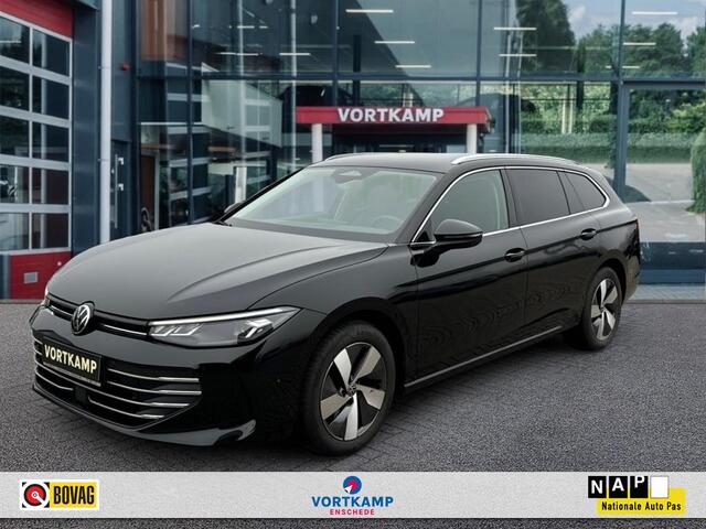 Volkswagen PASSAT 1.5 eTSI DSG BUSINESS TREKHAAK/CAMERA/NAVI/ACC/STOELVERW