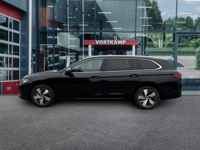 Volkswagen PASSAT 1.5 eTSI DSG BUSINESS TREKHAAK/CAMERA/NAVI/ACC/STOELVERW