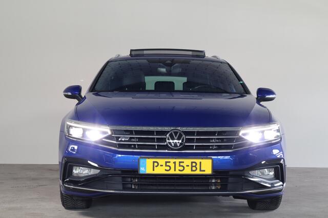 Volkswagen PASSAT Variant 1.5 TSI R-Line Business + NL-Auto!! SUPER COMPLEET!!