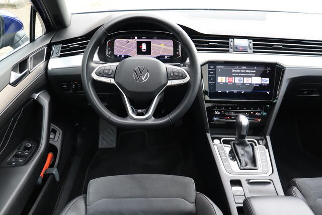 Volkswagen PASSAT Variant 1.5 TSI R-Line Business + NL-Auto!! SUPER COMPLEET!!