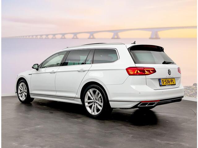 Volkswagen PASSAT Variant 1.5 TSI R-Line Business DSG7 150pk Panoramadak - Travel Assist - Tech -Pakket - Designpakket - 360 graden