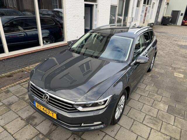 Volkswagen PASSAT 1.5 TSI CL Bns