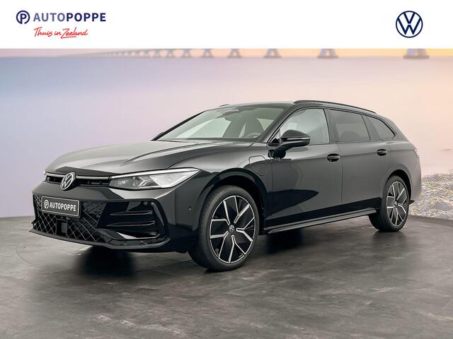 Volkswagen PASSAT Variant R-Line-Edition 1.5 eHybrid 200 kW / 272 pk Variant