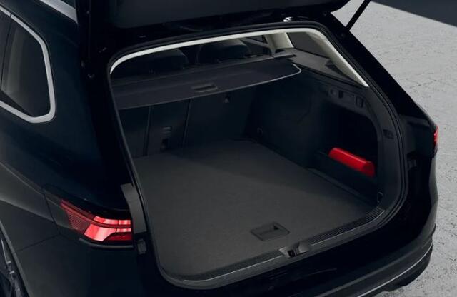 Volkswagen PASSAT Variant 1.5 eTSI Business