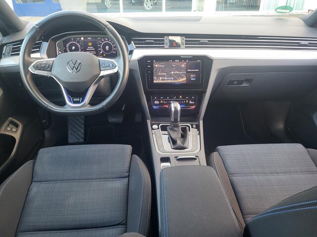 Volkswagen PASSAT Variant 1.4 TSI PHEV GTE Business Virtual Cockpit, Trekhaak, Rijklaar met beurt & garantie!