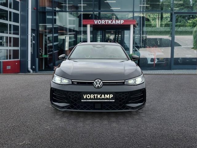 Volkswagen PASSAT 2.0 TDI DSG R-LINE TREKHAAK/CAMERA/ACC/CARPLAY/NAVI/STOELVERW