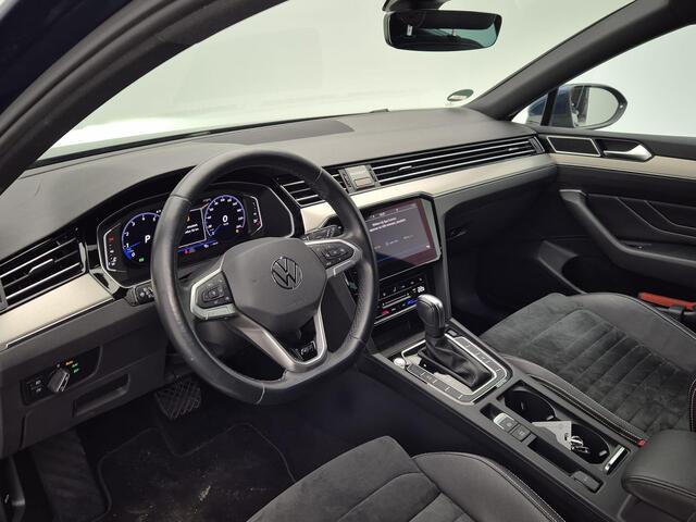 Volkswagen PASSAT Variant 1.5 TSi 150 Pk Automaat R-Line Business + | Full LED | Navigatie | Camera | Adaptive Cruise | 17 Inch | 65.657 Km!!