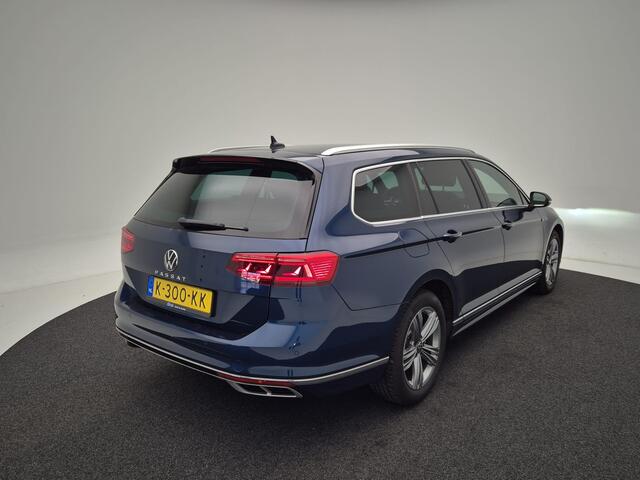 Volkswagen PASSAT Variant 1.5 TSi 150 Pk Automaat R-Line Business + | Full LED | Navigatie | Camera | Adaptive Cruise | 17 Inch | 65.657 Km!!