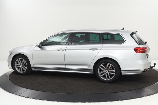 Volkswagen PASSAT 1.4 TSI R Line | Nappaleder | Trekhaak | Stoelverwarming | Adaptive cruise | Carplay | Active Info Display | Full LED | Climate control