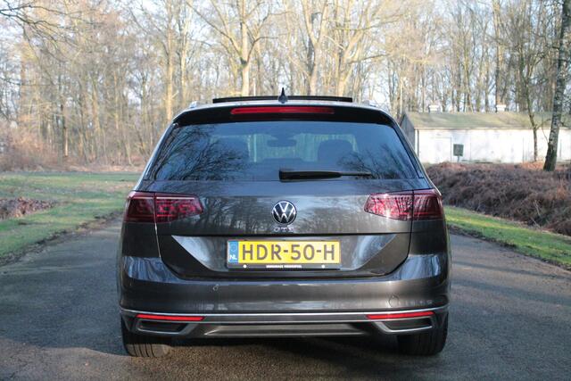 Volkswagen PASSAT Variant 1.4 TSI PHEV GTE 218PK Pano | Camera | Matrix