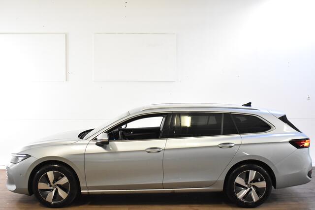 Volkswagen PASSAT Variant 1.5 eTSI 150PK DSG BUSINESS *** TREKHAAK/CAMERA/ALCANTARA
