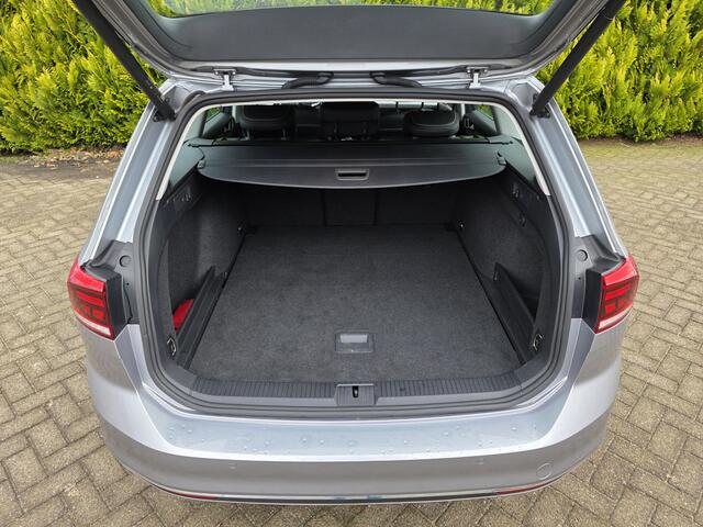 Volkswagen PASSAT Variant 1.5 TSI Comfort Business