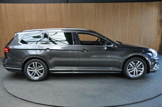 Volkswagen PASSAT Variant 1.4 TSI ACT Highline Business R Panodak Leer Navi Elektr. achterklep Camera PDC LM velgen