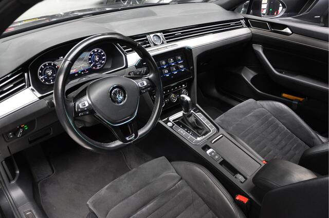 Volkswagen PASSAT Variant 1.4 TSI ACT Highline Business R Panodak Leer Navi Elektr. achterklep Camera PDC LM velgen