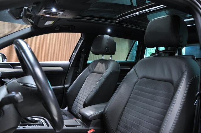 Volkswagen PASSAT Variant 1.4 TSI ACT Highline Business R Panodak Leer Navi Elektr. achterklep Camera PDC LM velgen