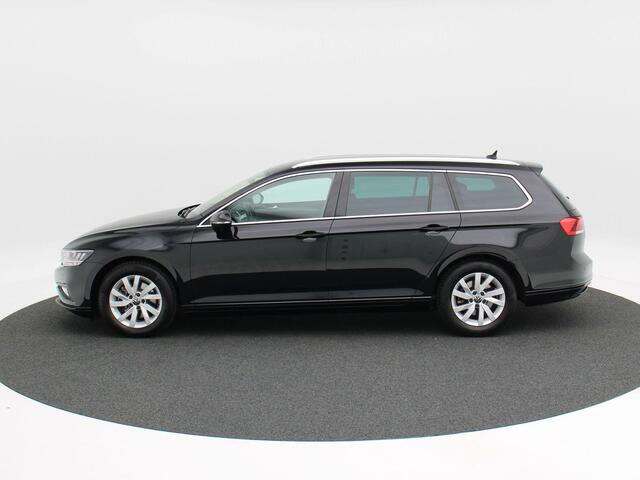 Volkswagen PASSAT Variant 1.5 TSi 150 Pk Automaat Business | Navigatie | Camera | Adaptive Cruise | 16 Inch | Stoelverwarming | 85.467 Km!!