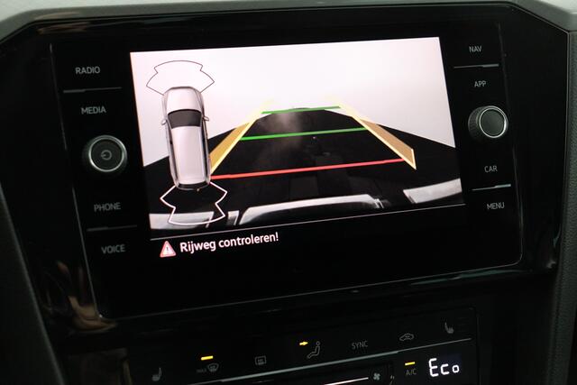 Volkswagen PASSAT Variant GTE 1.4 TSI PHEV Business Comb. 273 PK | Navi | Virtual | Camera | Elekt.klep - RIJKLAAR