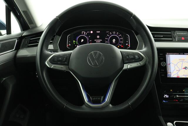 Volkswagen PASSAT Variant GTE 1.4 TSI PHEV Business Comb. 273 PK | Navi | Virtual | Camera | Elekt.klep - RIJKLAAR