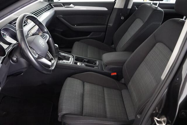 Volkswagen PASSAT Variant 2.0 TDI Business / ACC / LED / Navi / CarPlay / Cam / DSG