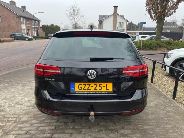 Volkswagen PASSAT VARIANT 1.6 TDI HIGHLINE / ADAP. CRUISE / ELEK. TREKHAAK / NAVI