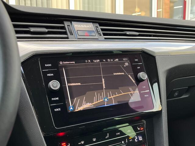 Volkswagen PASSAT Variant 1.5 TSI Bussines Automaat 150 PK I Carplay I Stoelverw.
