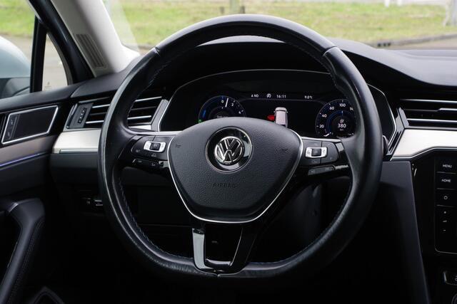 Volkswagen PASSAT Variant 1.4 TSI PHEV GTE 218 PK Highline, Afn. Trekhaak, Adap. Cruise Control, Camera