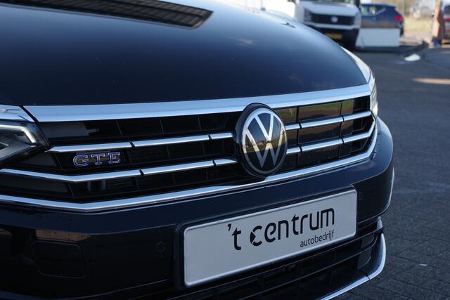 Volkswagen PASSAT Variant 1.4 TSI PHEV GTE 218 PK Business, Panoramadak, Elek. Trekhaak, Leder, Massage, Camera