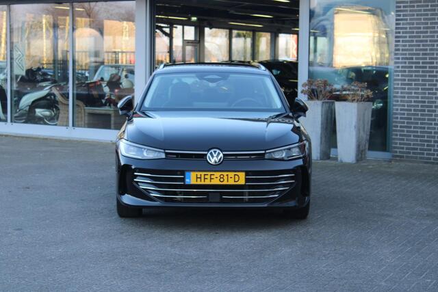 Volkswagen PASSAT Variant 1.5 eTSI Elegance Head up/Led/Adaptive/Massage