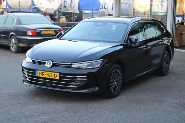 Volkswagen PASSAT Variant 1.5 eTSI Elegance Head up/Led/Adaptive/Massage