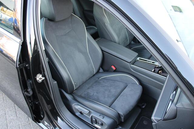 Volkswagen PASSAT Variant 1.5 eTSI Elegance Head up/Led/Adaptive/Massage