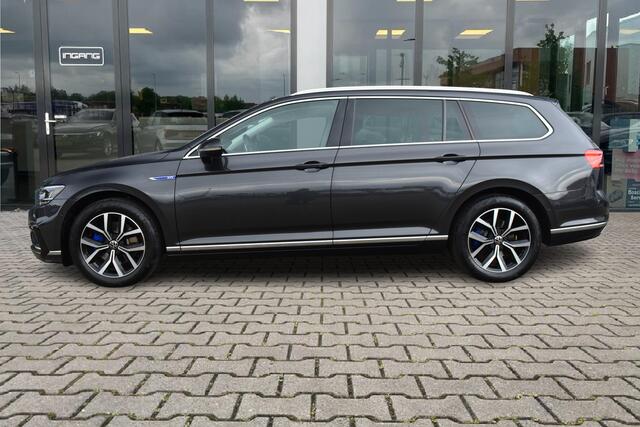 Volkswagen PASSAT Variant 1.4 TSI PHEV GTE Business | Pano | Camera | Virtual Cockpit |